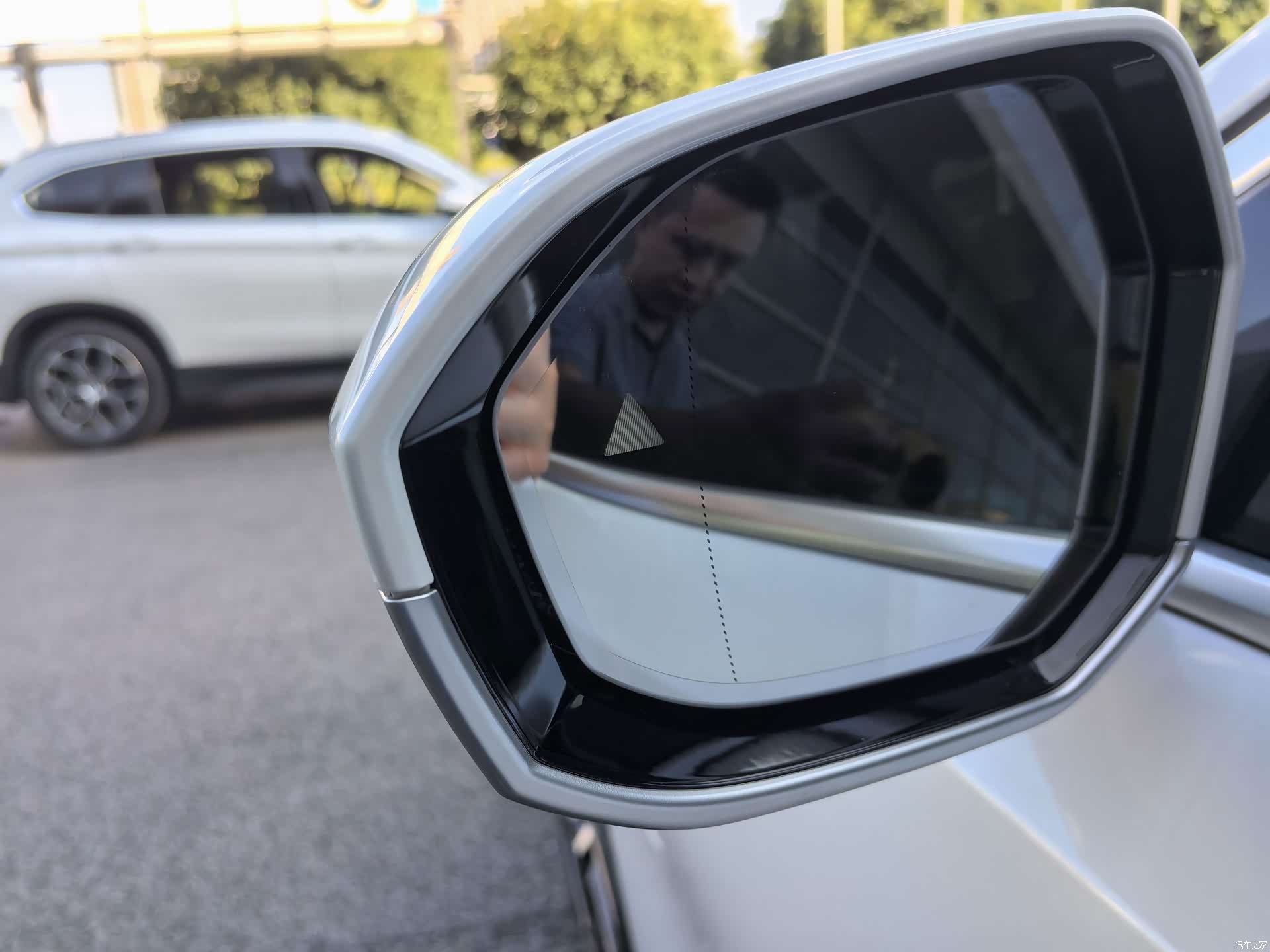 BMW i5, 2025 6