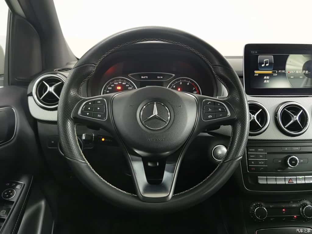 Mercedes-Benz B-Class, 2018 11