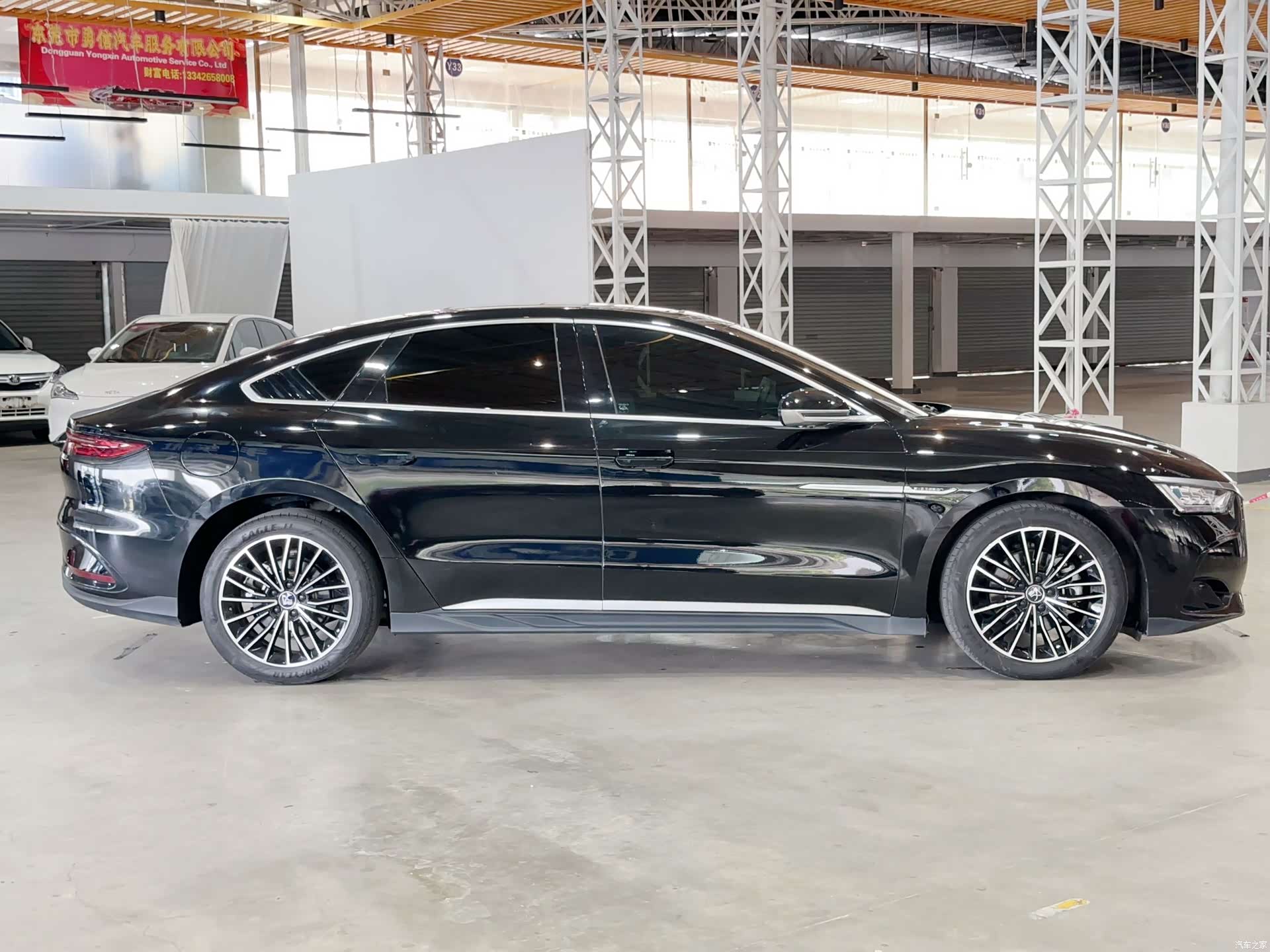 BYD Han, 2022 4