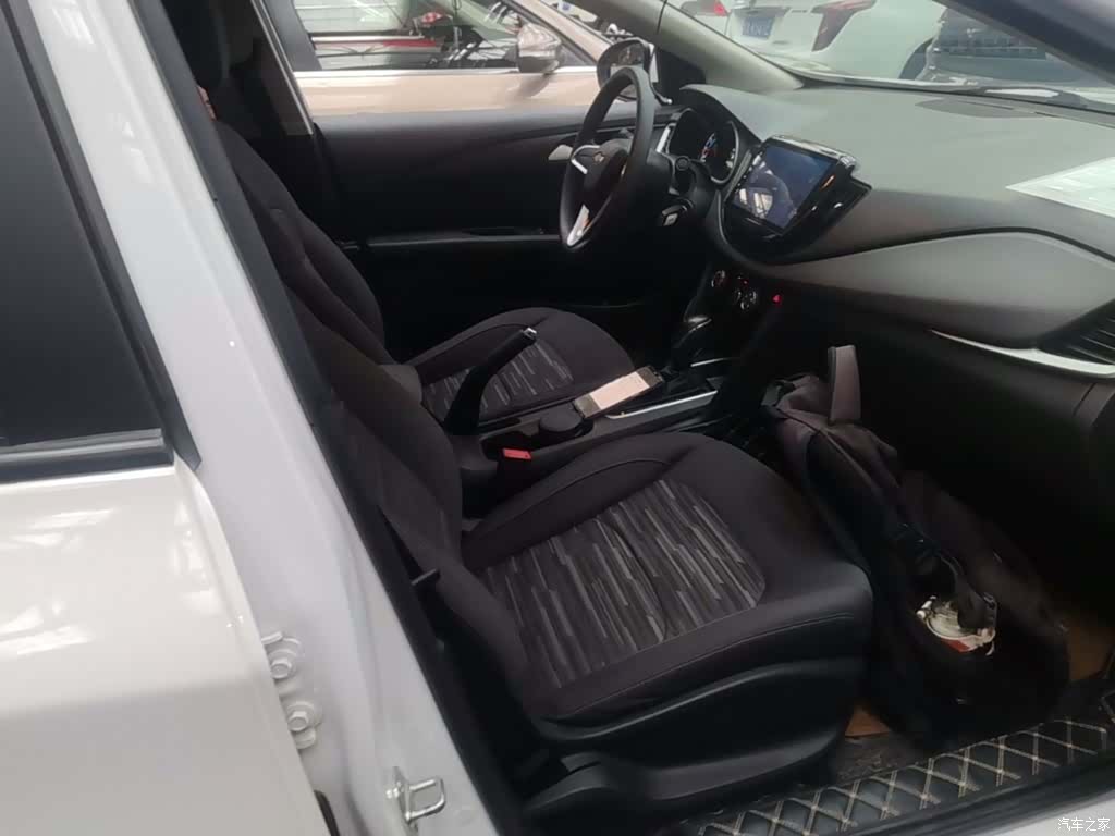 Chevrolet 320, 2018 25