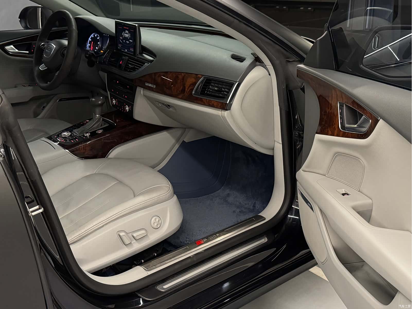 Audi A7, 2012 24
