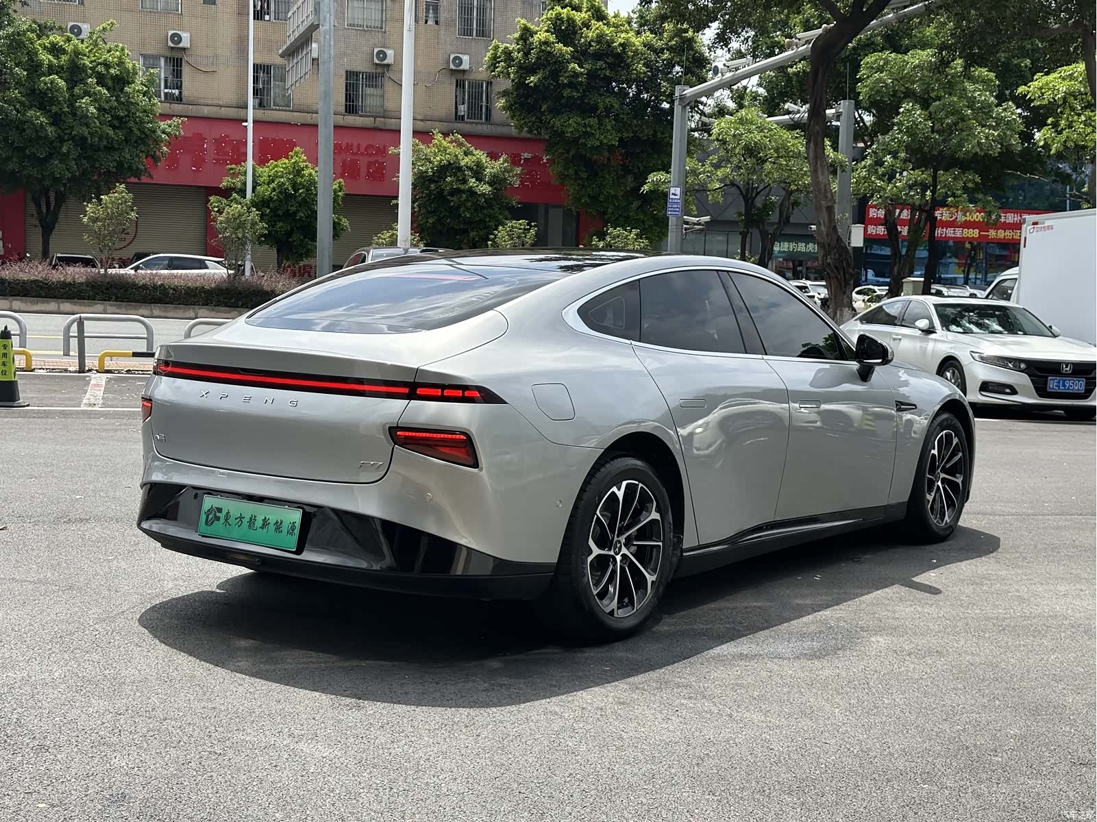 Xpeng P7, 2021 6