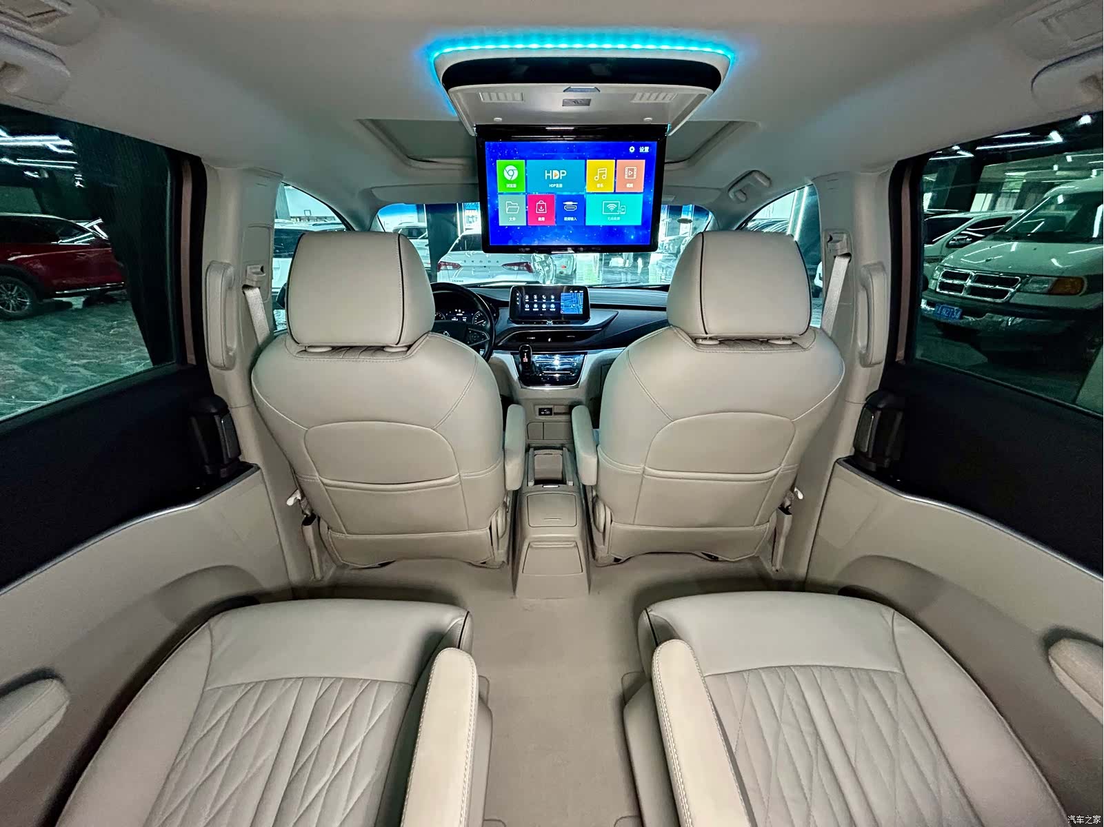 Buick GL8, 2022 29