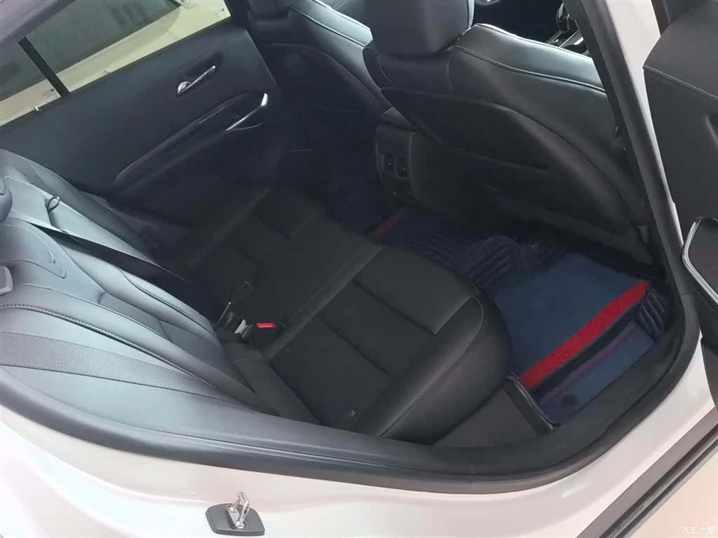 Cadillac XT4, 2020 19