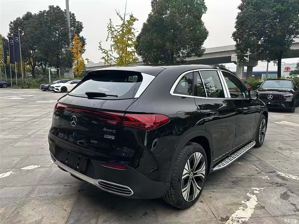 Mercedes-Benz EQE, 2025 9