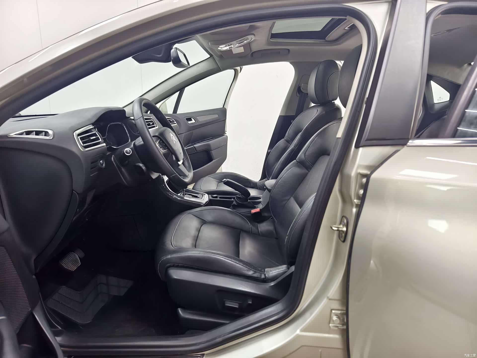 Citroen C4, 2016 11