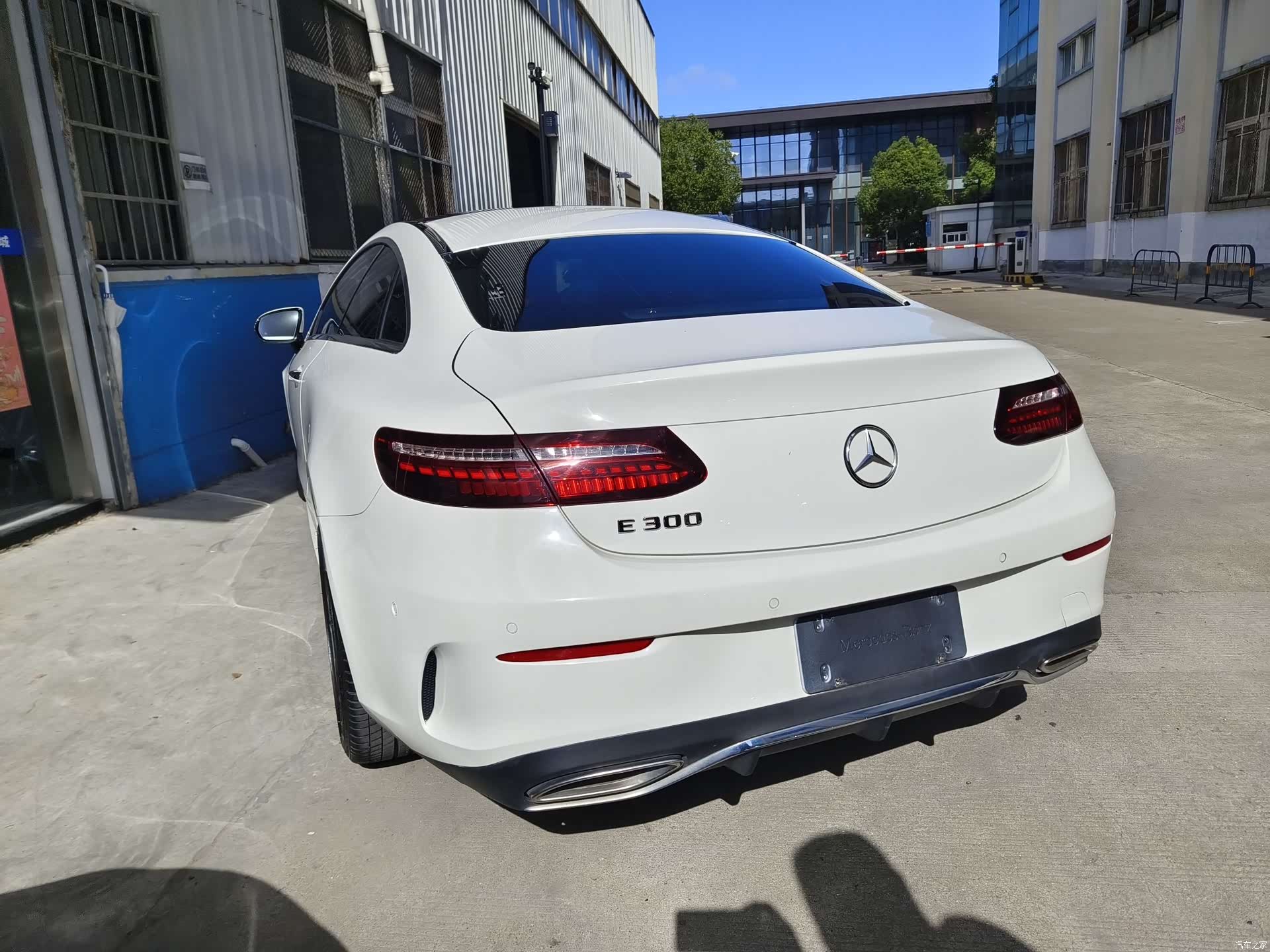 Mercedes-Benz E-Class, 2021 11