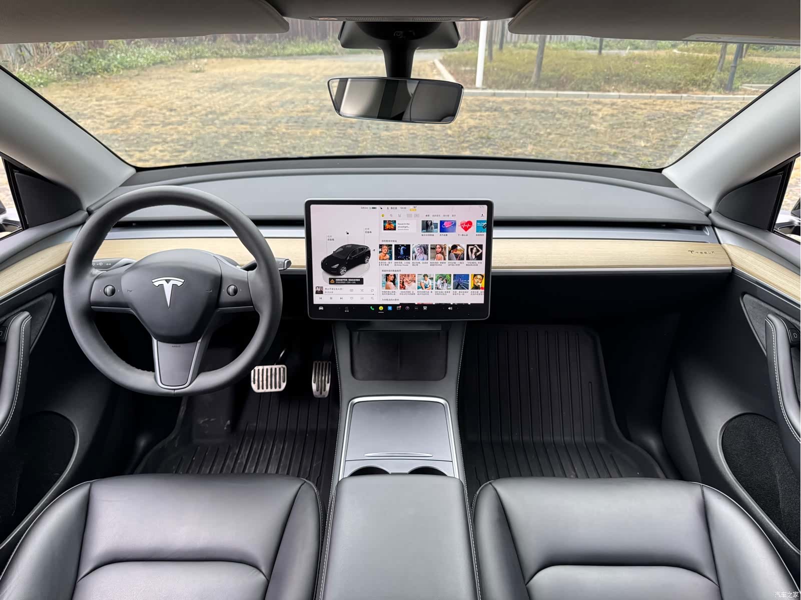 Tesla Model Y, 2023 7