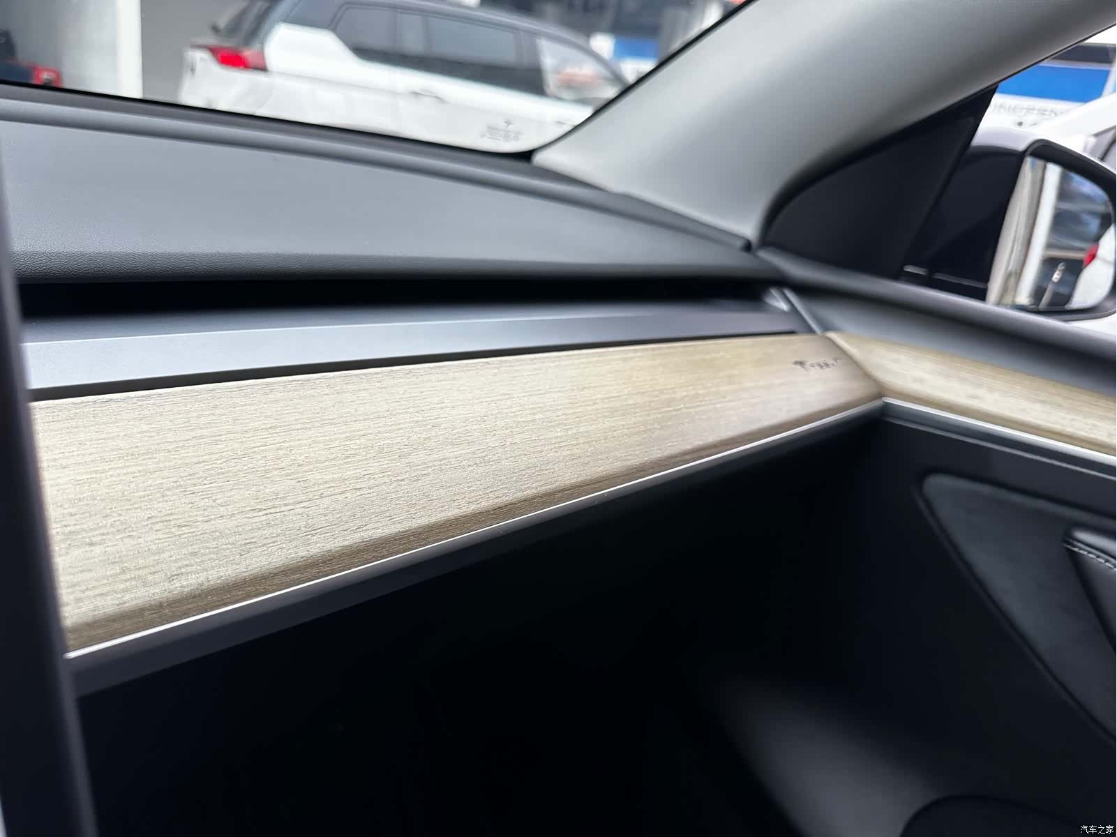 Tesla Model Y, 2023 12