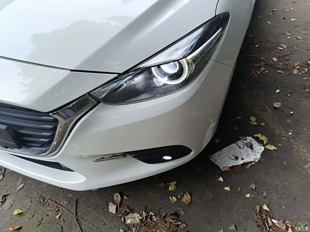 Mazda Mazda3, 2017 24