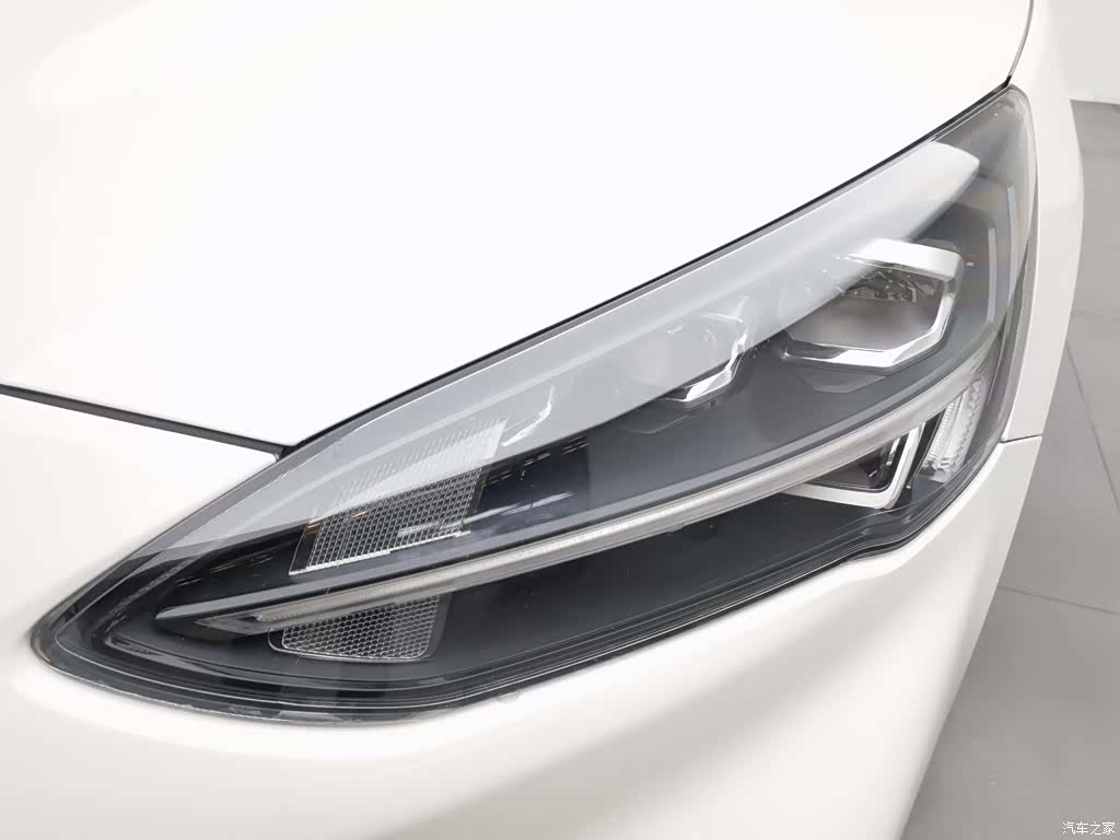 Ford Focus, 2019 7