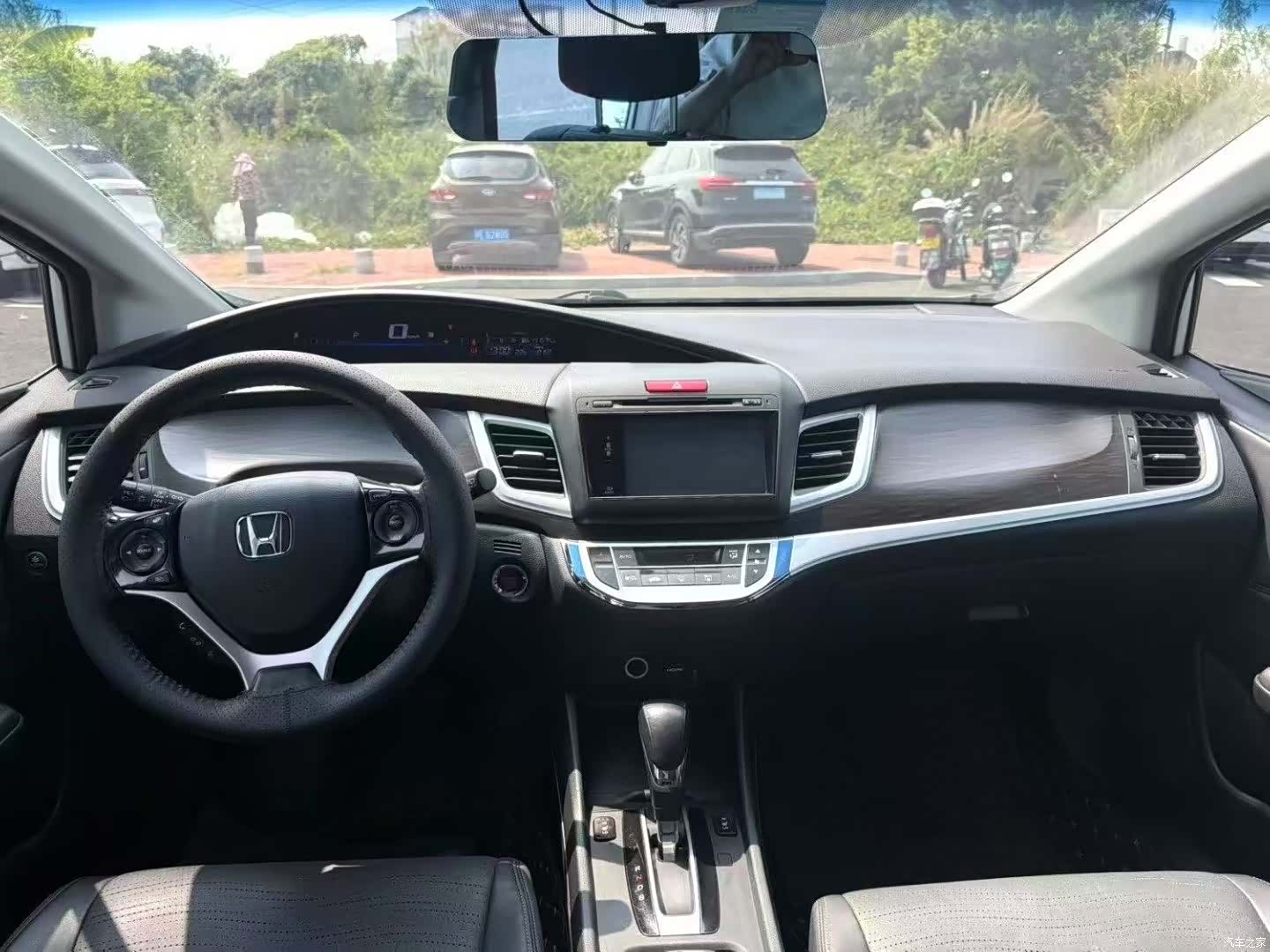 Honda Jade, 2015 6