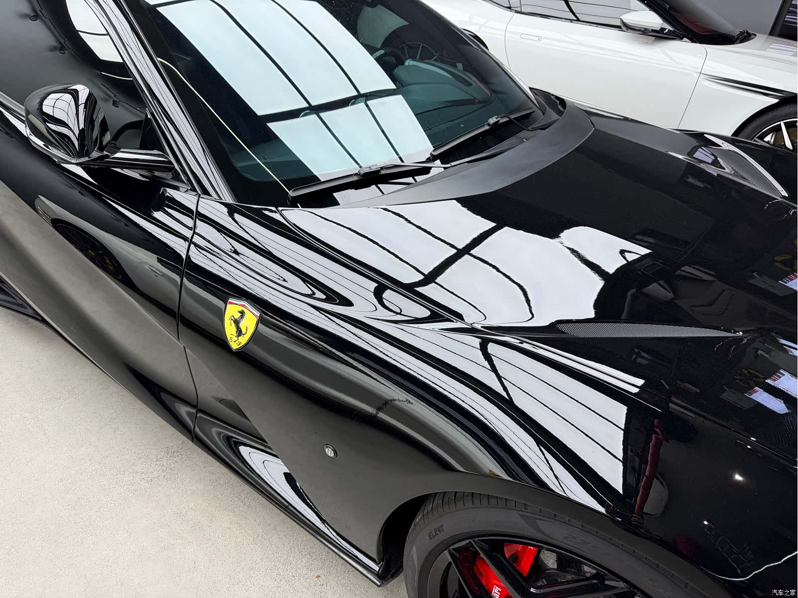 Ferrari 812, 2017 12