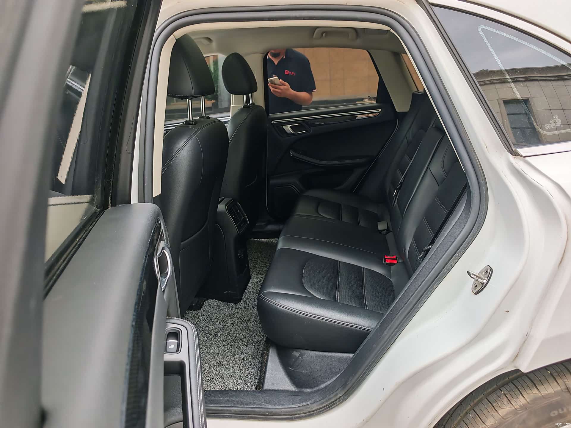 Zotye SR9, 2018 9