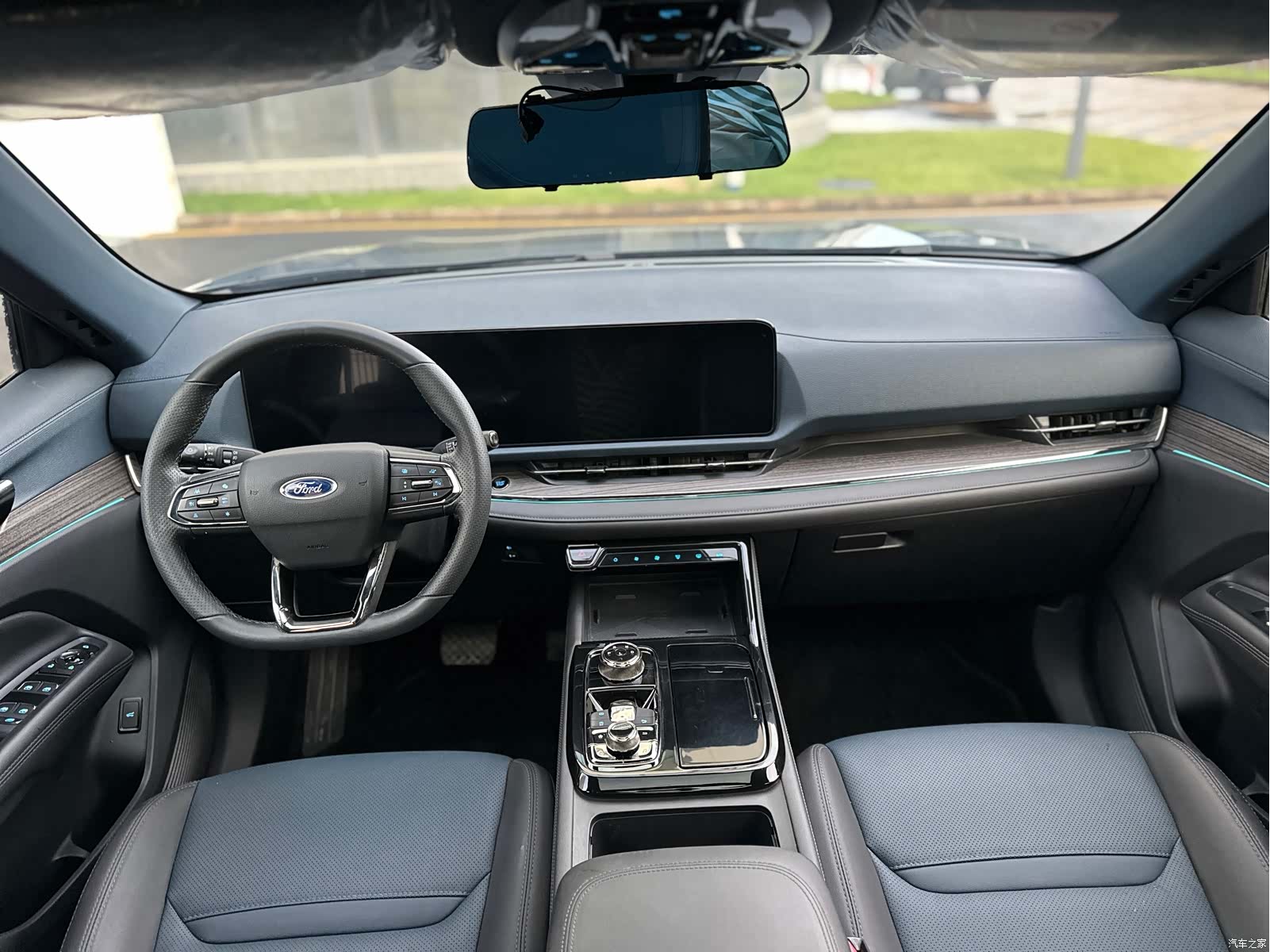 Ford Equator Sport, 2022 6