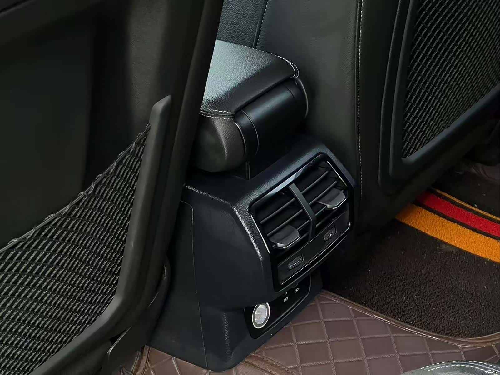 Audi Q3, 2022 14