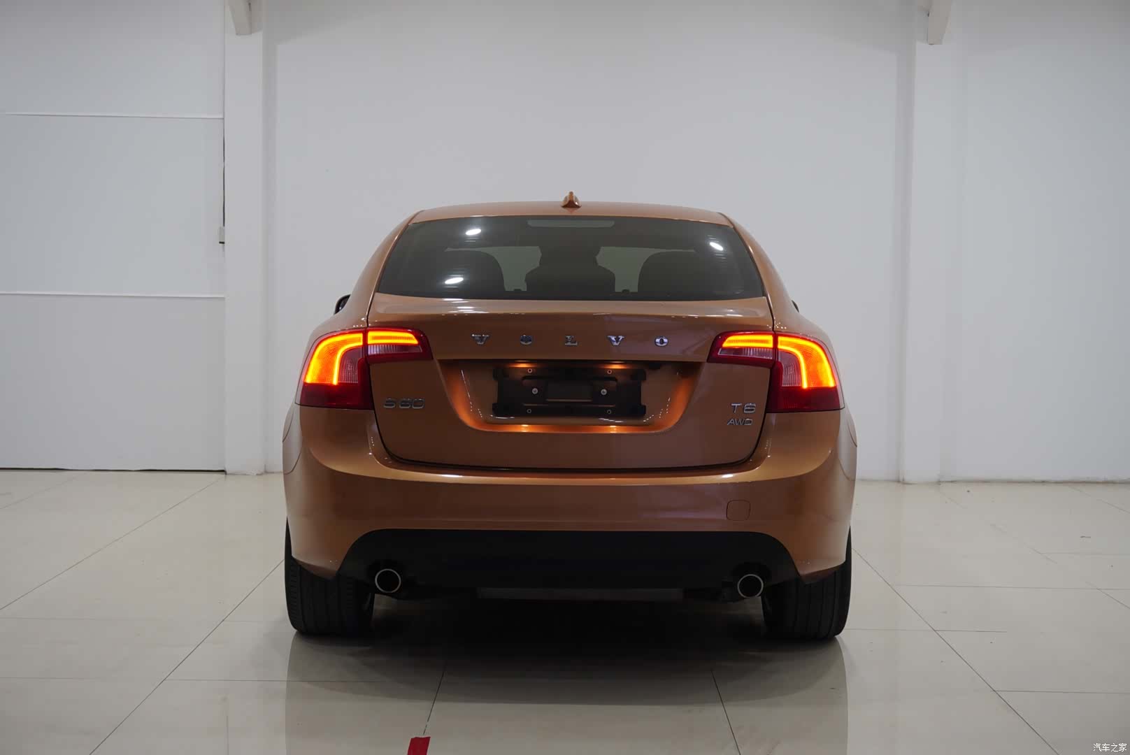 Volvo S60, 2012 все фото