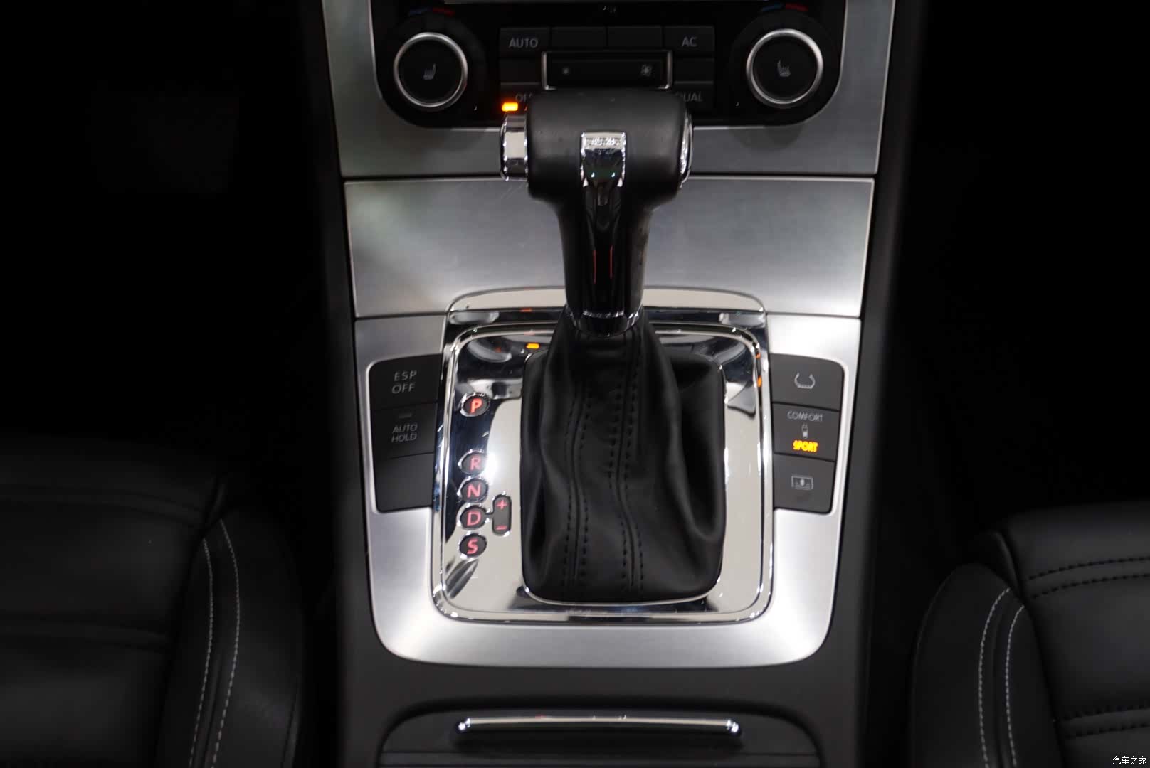Volkswagen CC, 2011 13