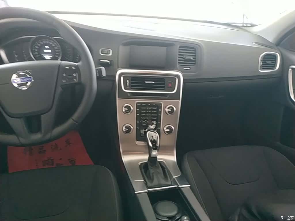 Volvo S60, 2014 13