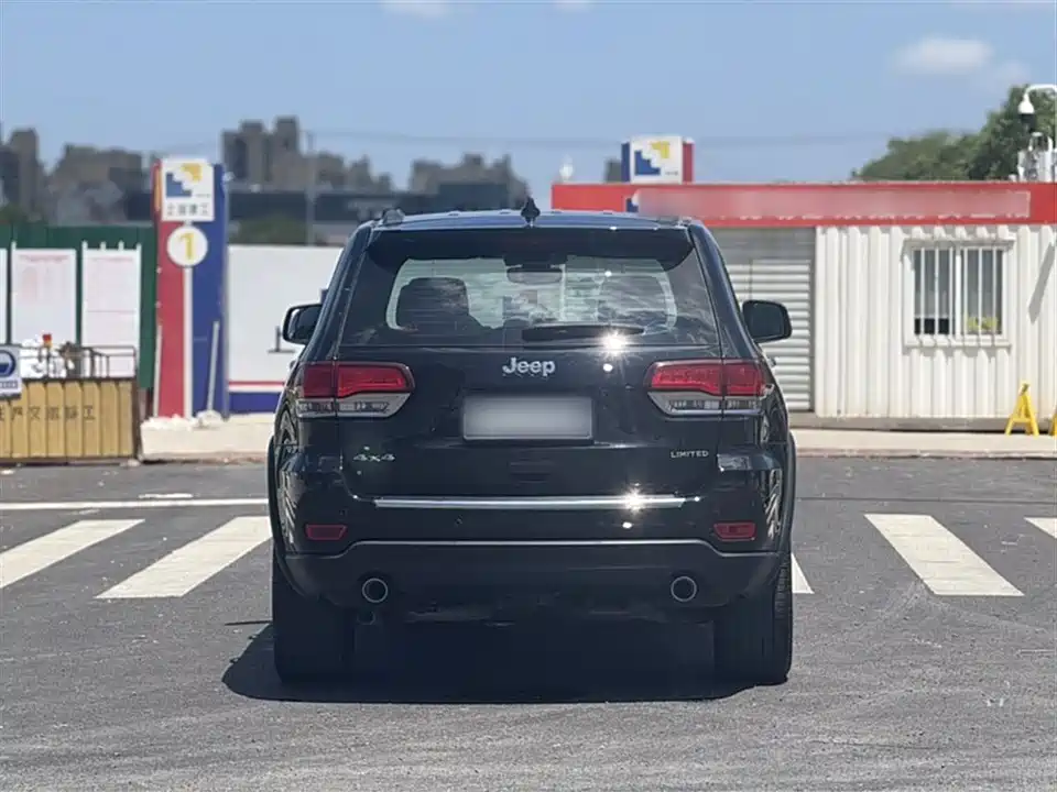 Jeep Grand Cherokee