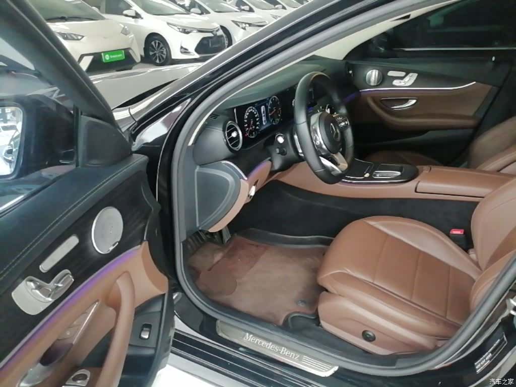 Mercedes-Benz E-Class, 2019 16