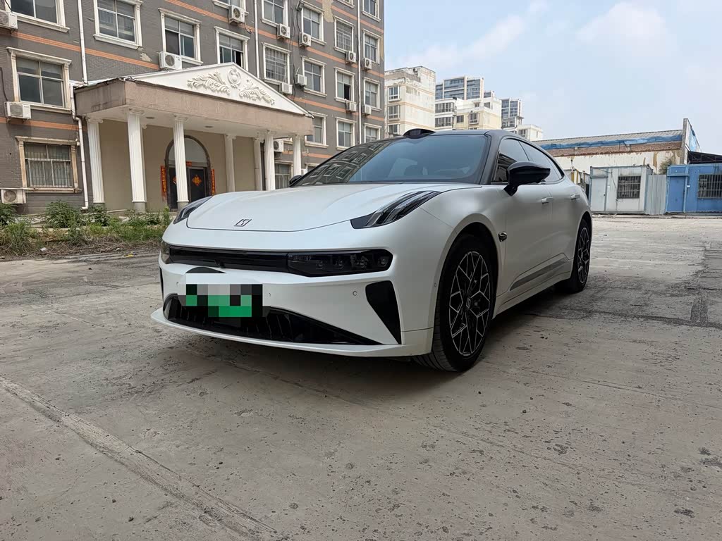 Zeekr 001