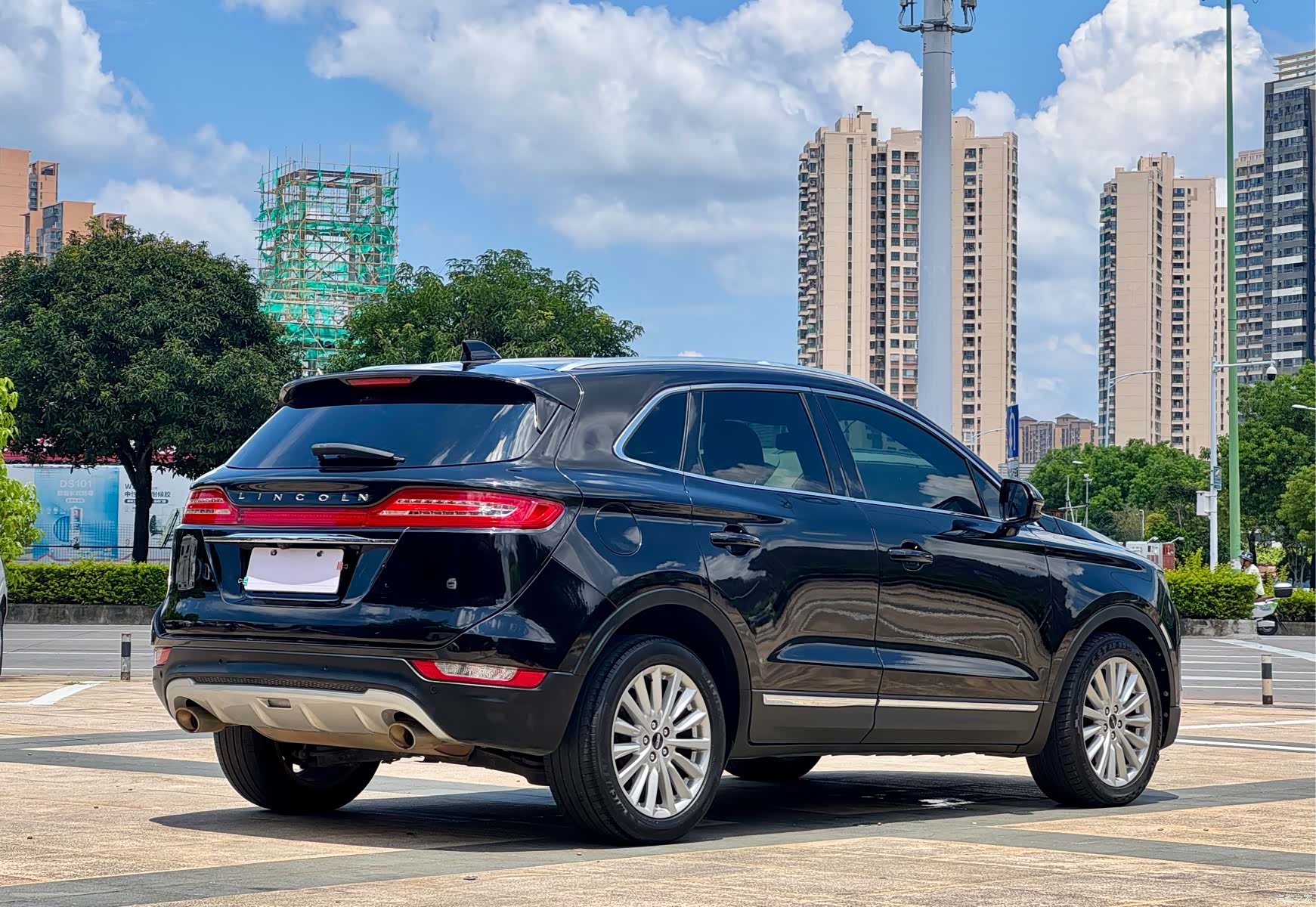 Lincoln MKC, 2019 11