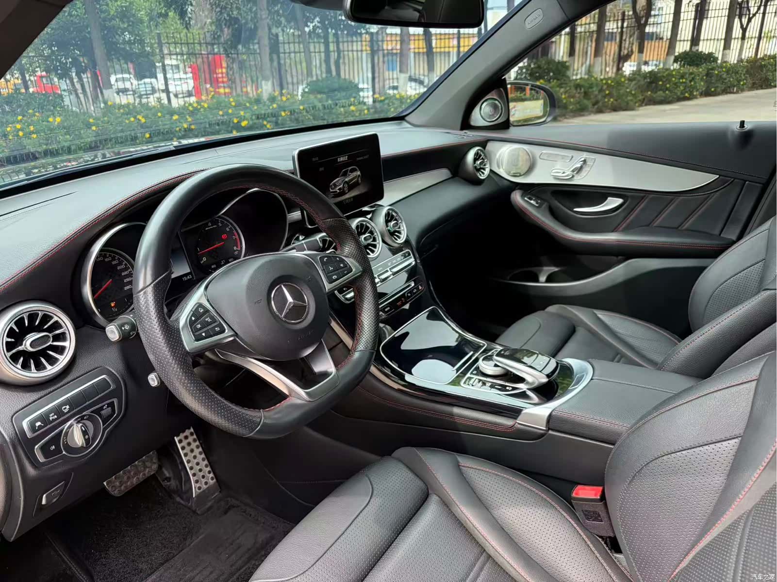 Mercedes-Benz GLC, 2019 30