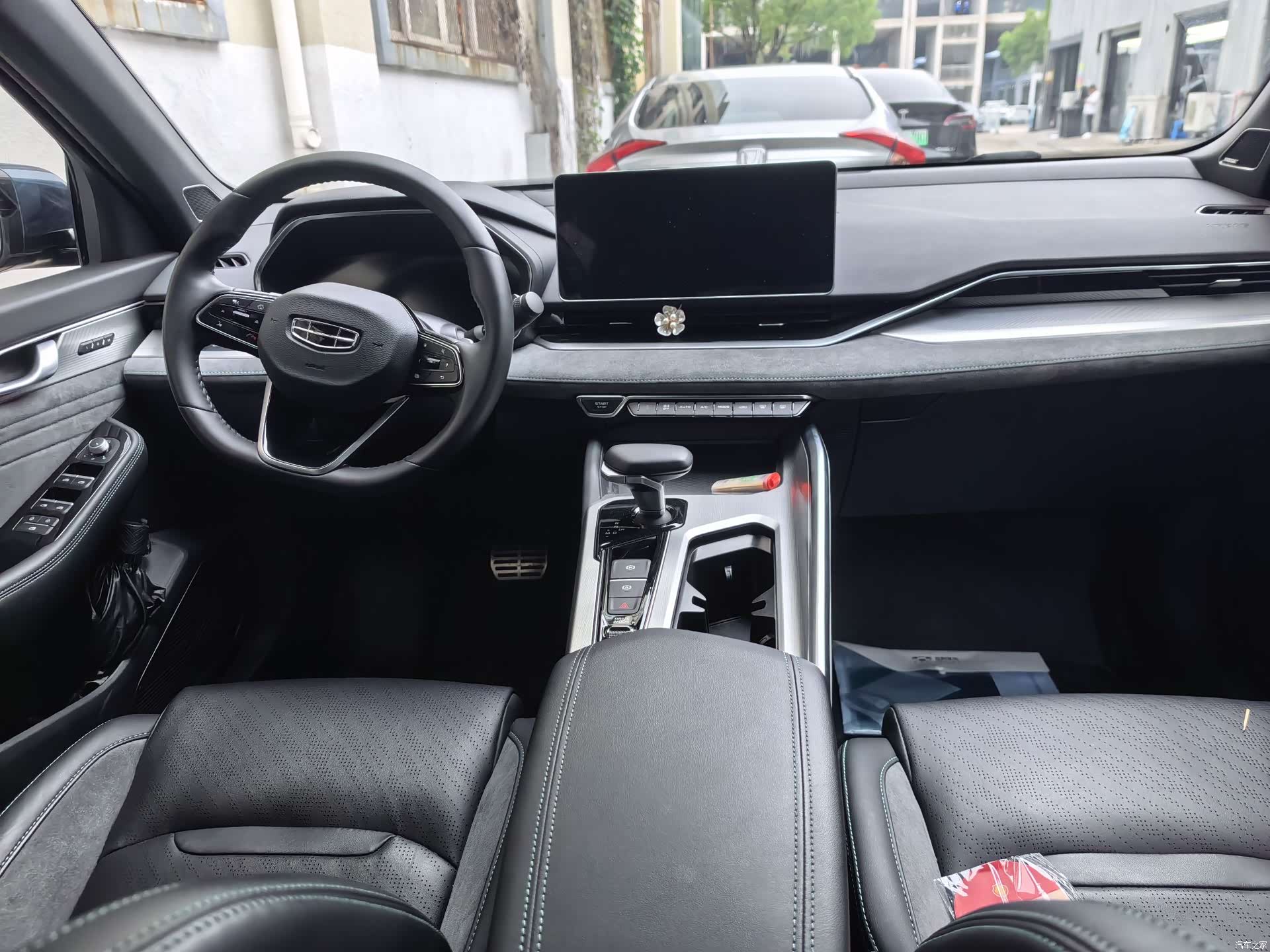 Geely Preface, 2023 все фото