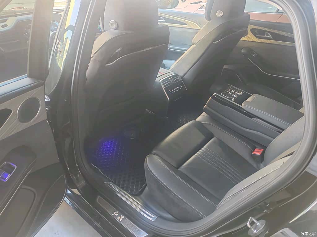 Hongqi H9, 2021 8