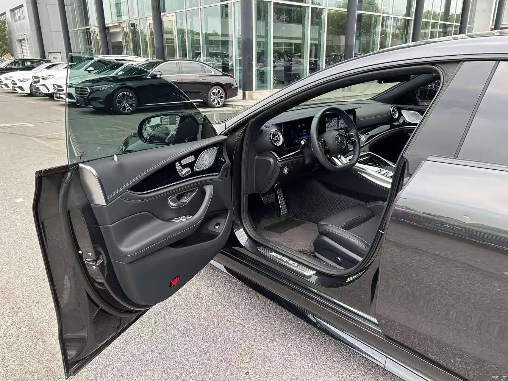 MG AMG, 2025 11