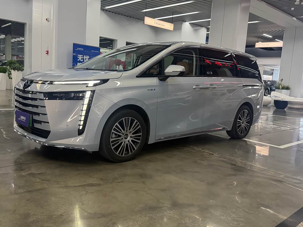 GAC E8 PHEV