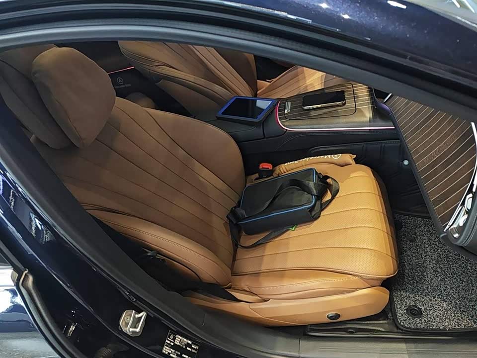 Mercedes-Benz E-class Mercedes-Benz E-class