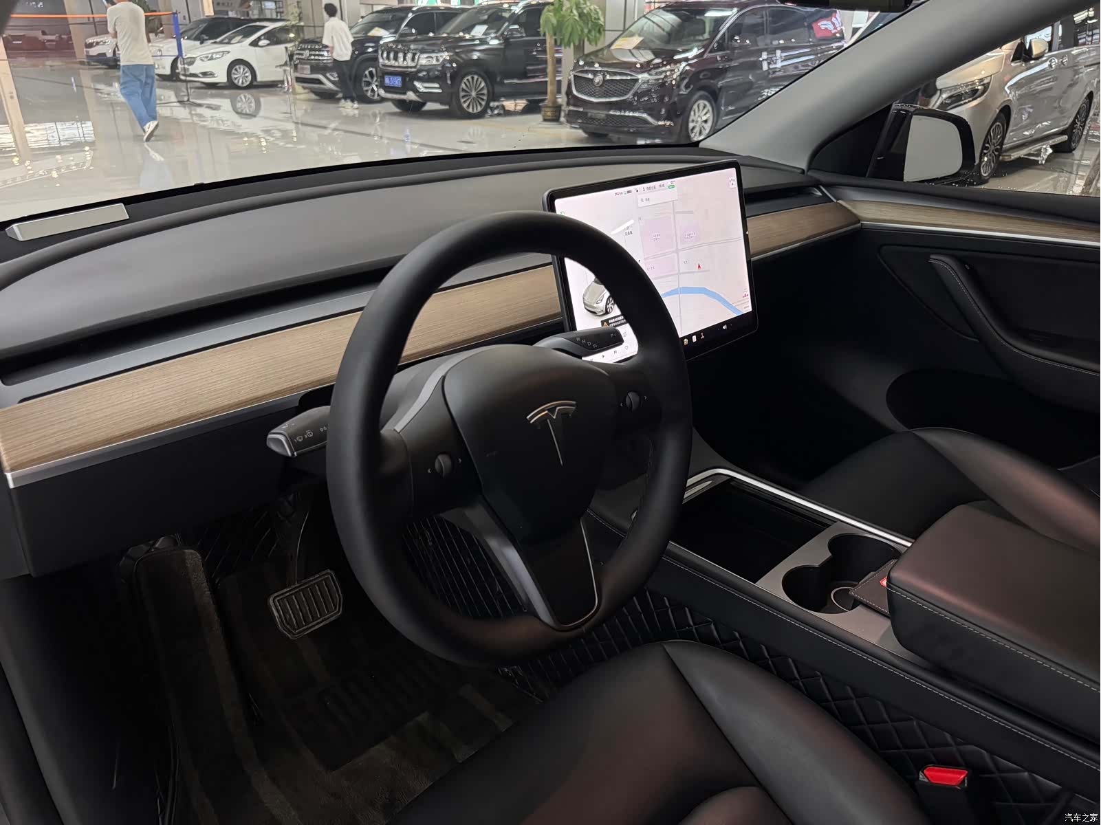 Tesla Model Y, 2021 8