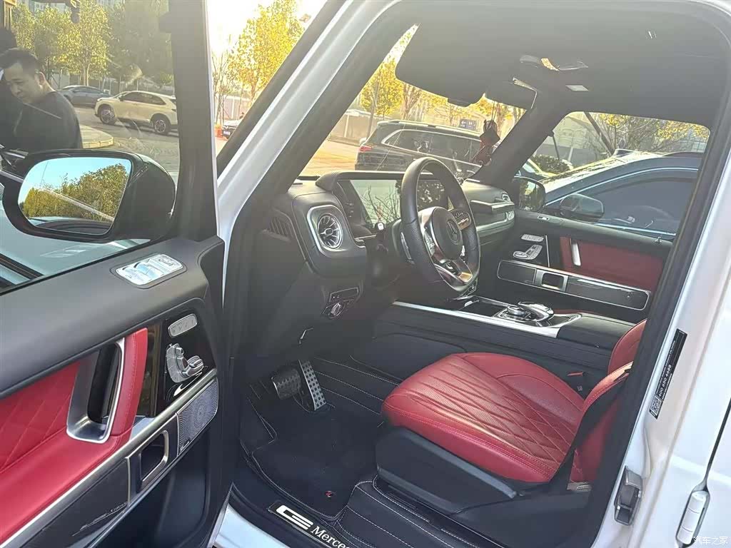 Mercedes-Benz G-Class, 2023 4