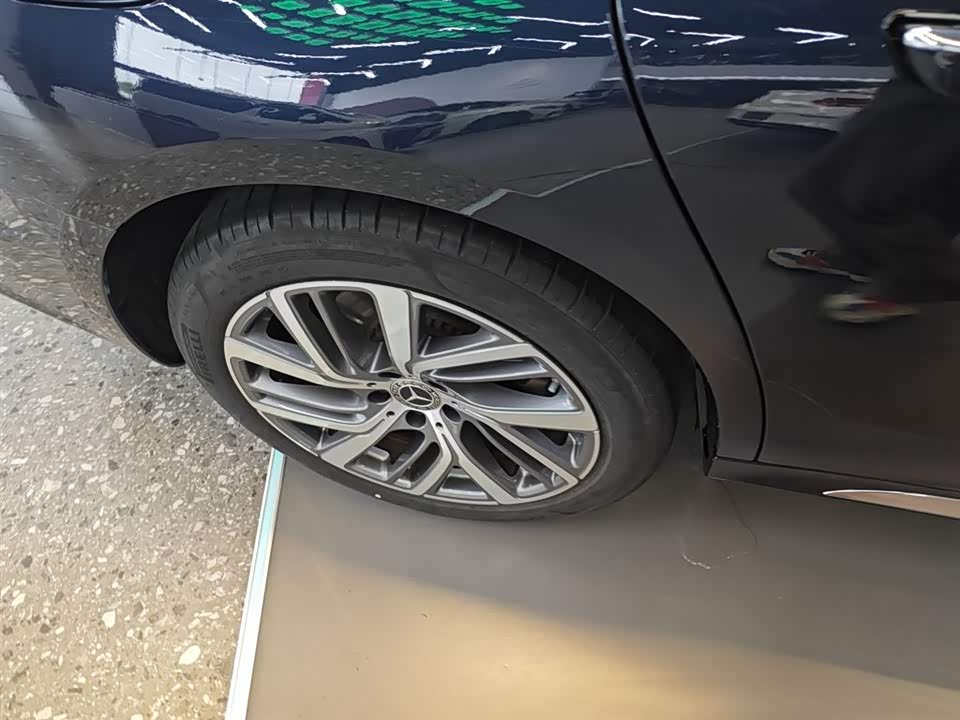 Mercedes-Benz E-class Mercedes-Benz E-class