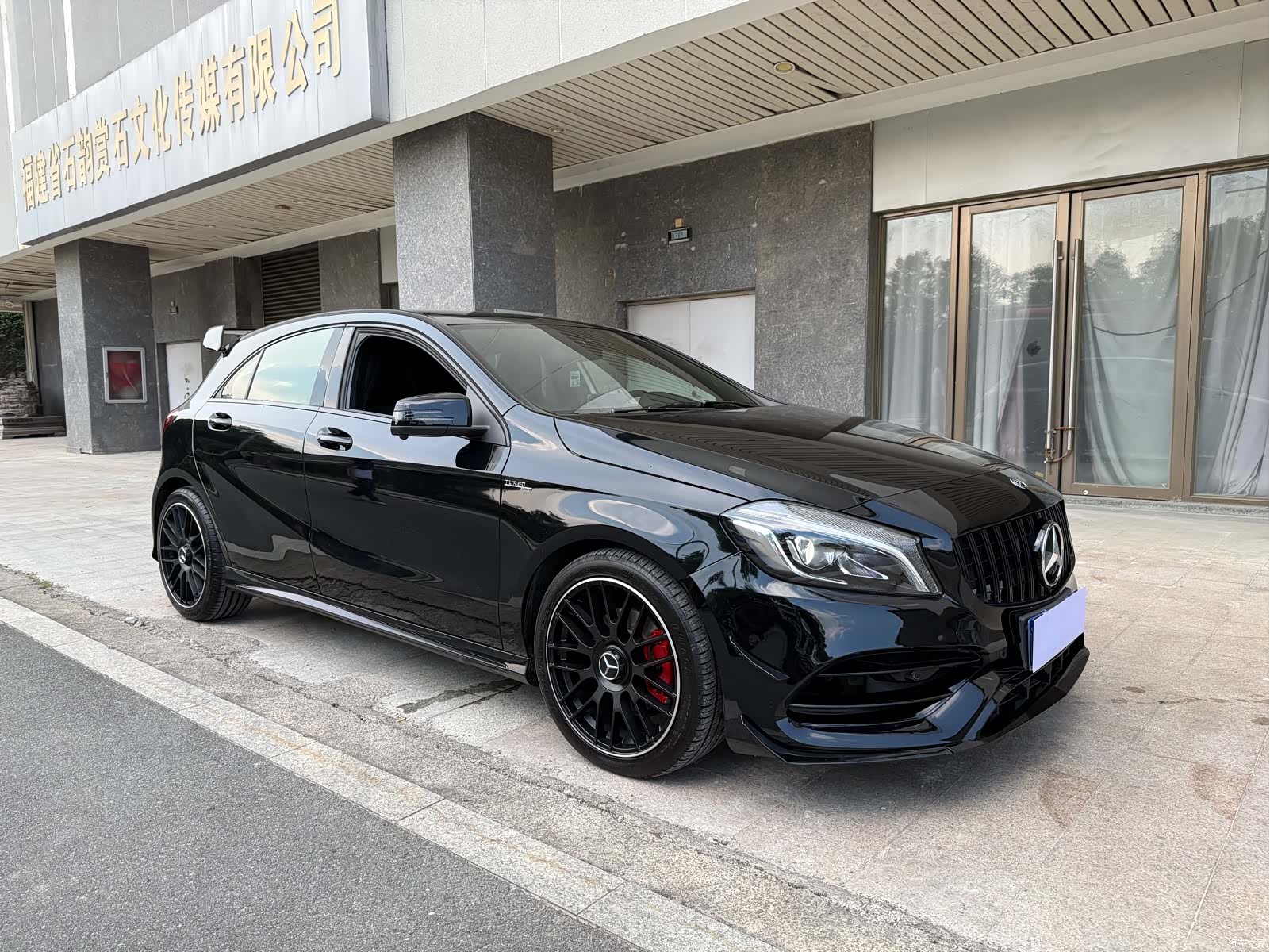 Mercedes-Benz A-Class, 2018 3