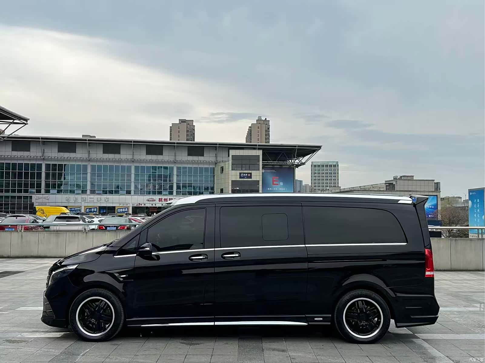 Lorinser LS570MX, 2023 все фото