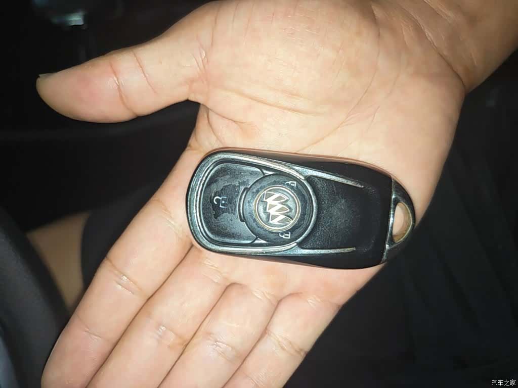 Buick Encore, 2017 9