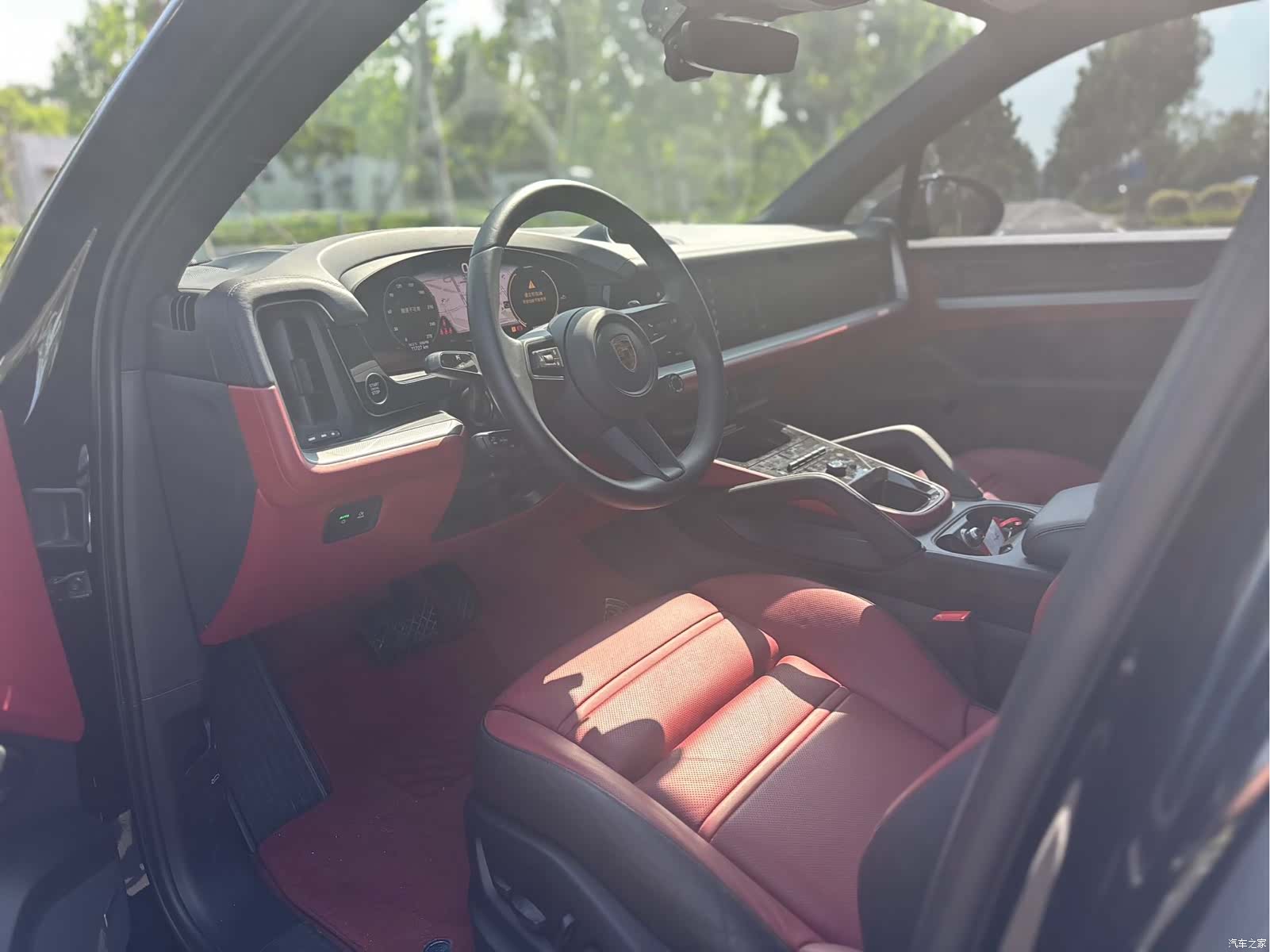 Porsche Cayenne, 2024 4