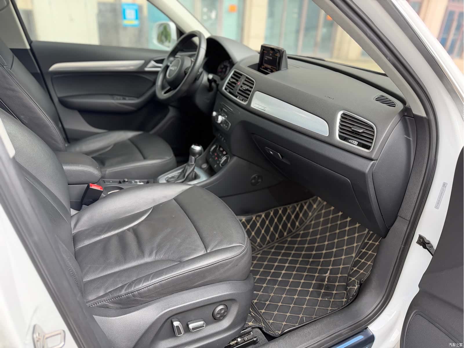 Audi Q3, 2018 16