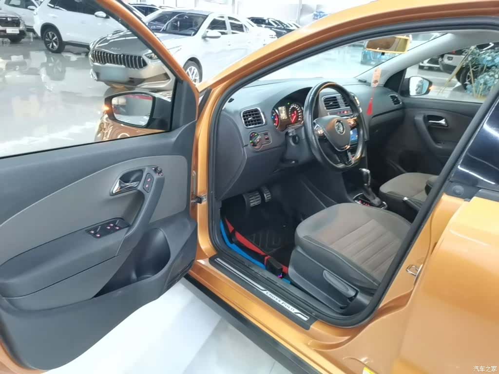Volkswagen Polo, 2016 16