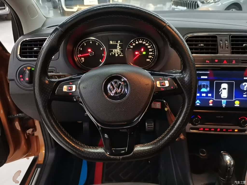 Volkswagen Polo, 2016 11