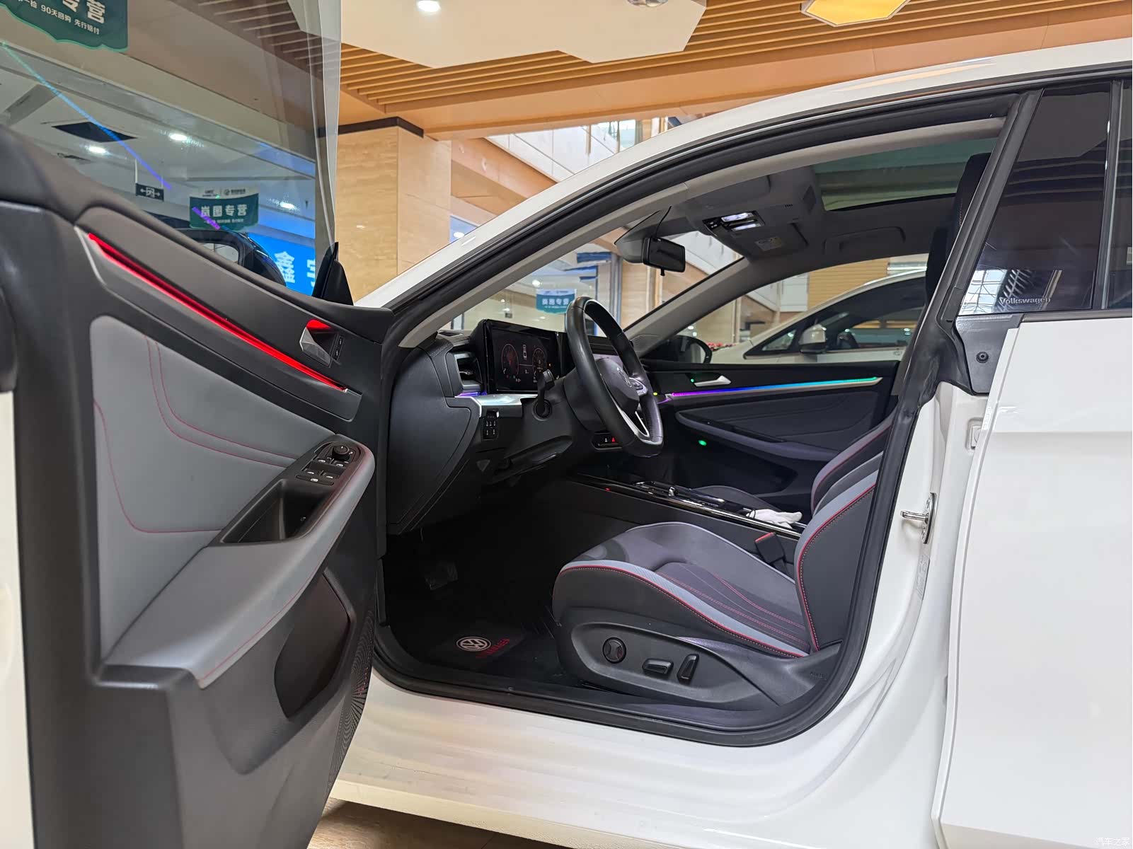 Volkswagen Lamando, 2022 6