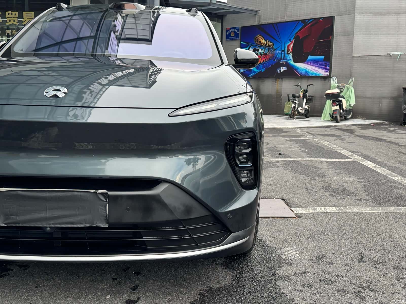 NIO ES8, 2023 11