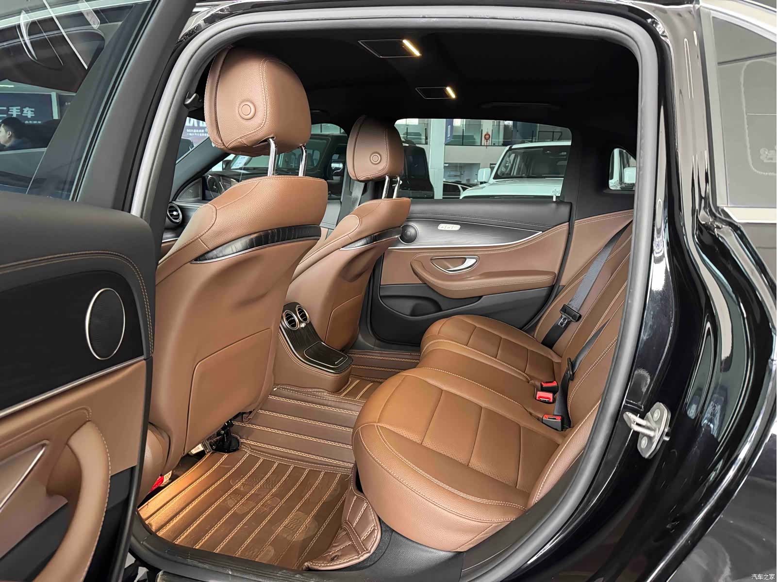 Mercedes-Benz E-Class, 2022 2