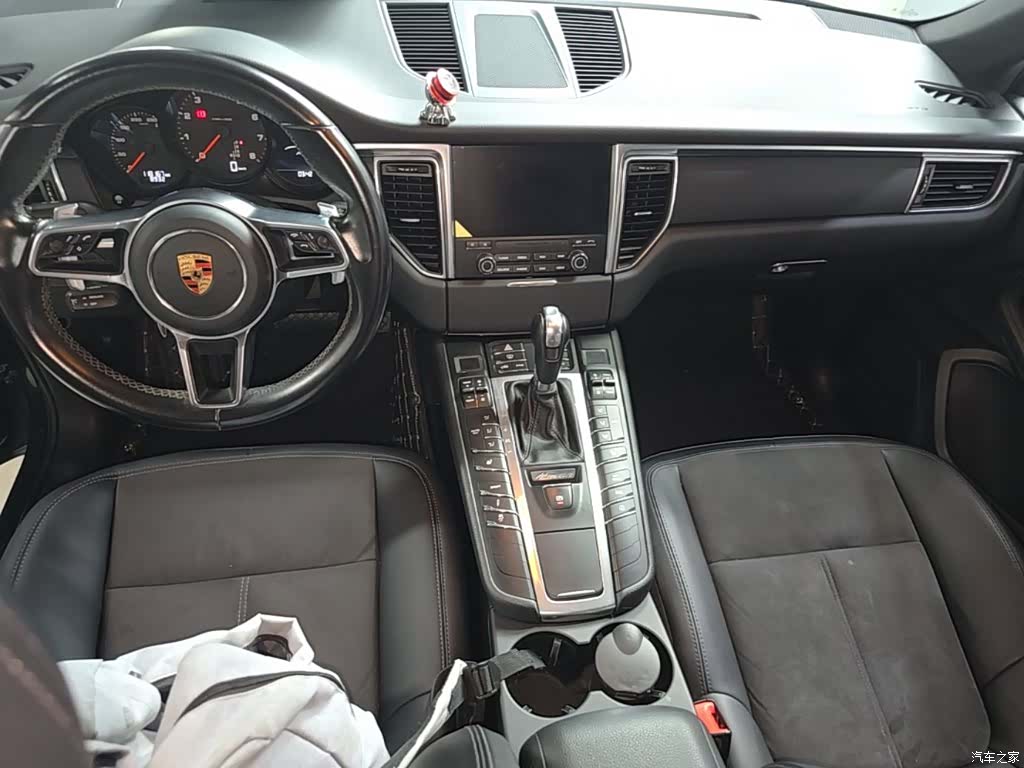 Porsche Macan, 2018 10