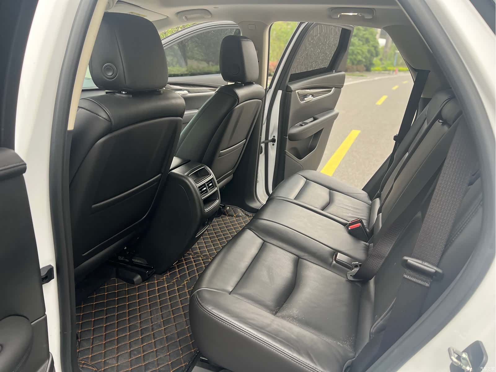 Cadillac XT5, 2018 12