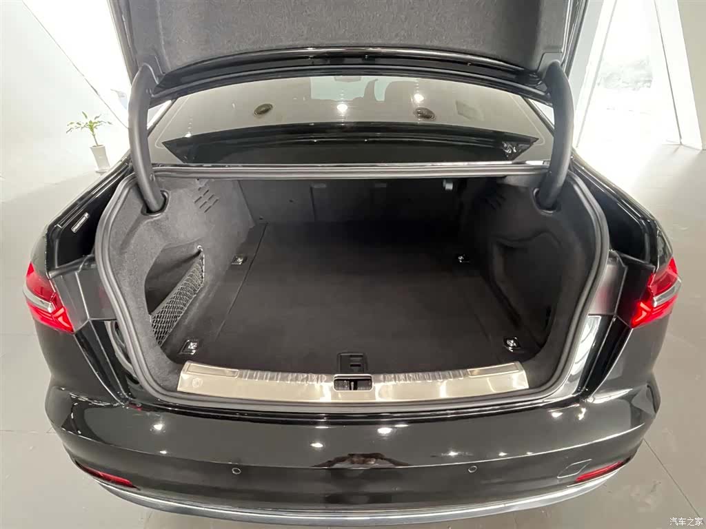 Audi A6L, 2023 8