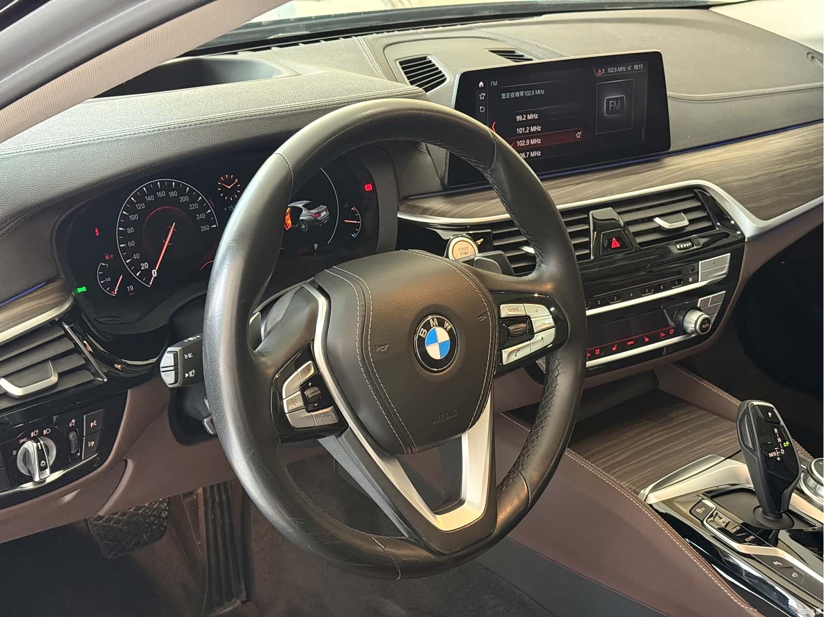 BMW 5 Series, 2017 все фото